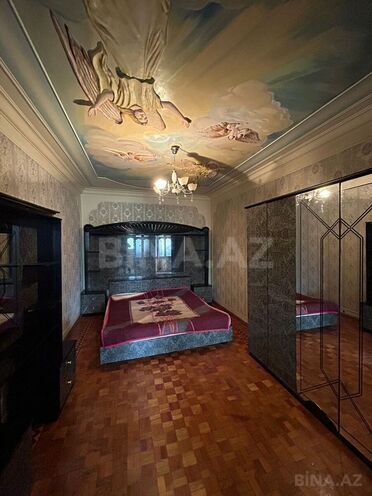 Satılır 5 otaqlı köhnə tikili 150 m², Azadlıq Prospekti m., photo 16 from 24
