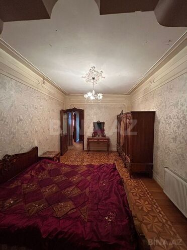 Satılır 5 otaqlı köhnə tikili 150 m², Azadlıq Prospekti m., photo 18 from 24