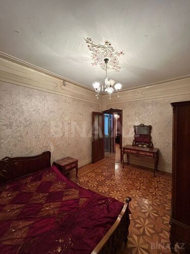 Satılır 5 otaqlı köhnə tikili 150 m², Azadlıq Prospekti m., photo 23 from 24