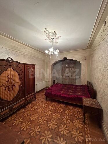 Satılır 5 otaqlı köhnə tikili 150 m², Azadlıq Prospekti m., photo 17 from 24