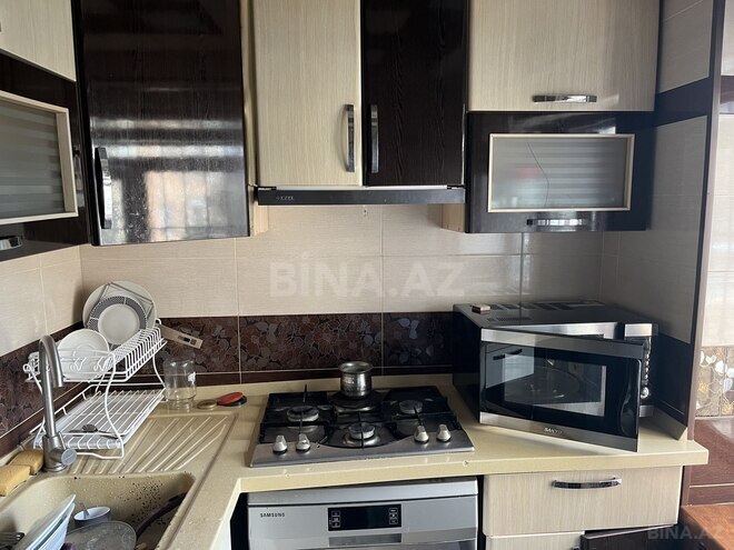 Продаётся 3-комн. вторичка 65 м², м. Элмляр Академиясы, photo 13 from 18