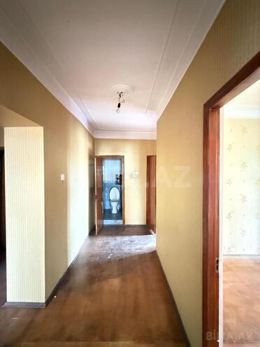 Satılır 4 otaqlı köhnə tikili 130 m², Bakıxanov q., photo 6 from 19