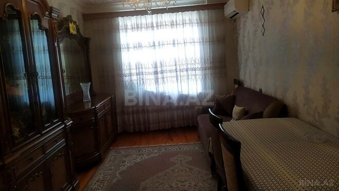 Продаётся 3-комн. вторичка 60 м², м. Кара Караев, photo 12 from 32