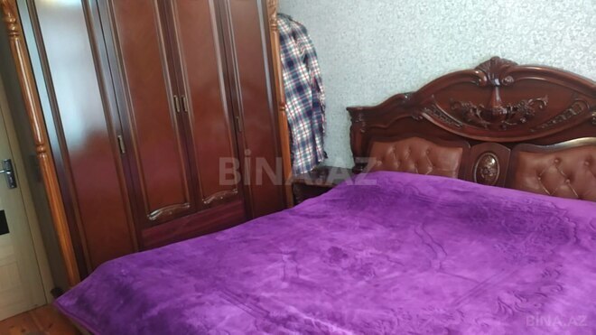 Продаётся 3-комн. вторичка 60 м², м. Кара Караев, photo 27 from 32