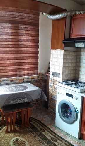 Продаётся 3-комн. вторичка 60 м², м. Кара Караев, photo 15 from 32