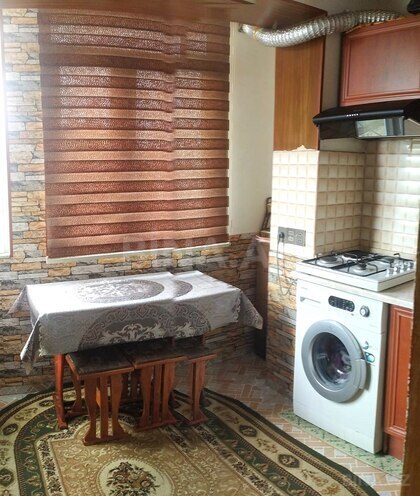 Продаётся 3-комн. вторичка 60 м², м. Кара Караев, photo 20 from 32