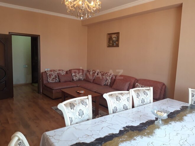 Сдаётся 3-комн. новостройка 80 м², photo 1 from 7