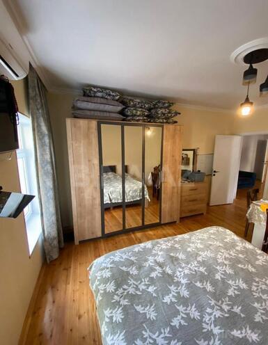 Satılır 6 otaqlı həyət evi/bağ evi 357.5 m², Avtovağzal m., photo 9 from 13