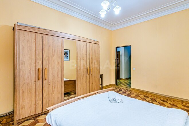İcarəyə verilir 3 otaqlı köhnə tikili 100 m², Sahil m., photo 5 from 22