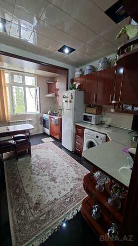 Продаётся 2-комн. вторичка 55 м², photo 3 from 19