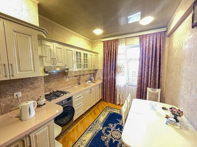 Сдаётся 3-комн. новостройка 120 м², м. Ази Асланов, photo 10 from 17