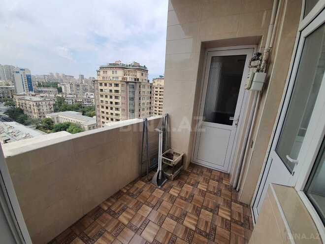 Продаётся 3-комн. новостройка 110 м², м. Низами, photo 10 from 14