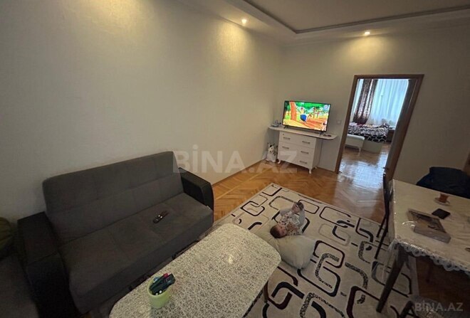 Сдаётся 2-комн. вторичка 60 м², м. 8 ноября, photo 1 from 8