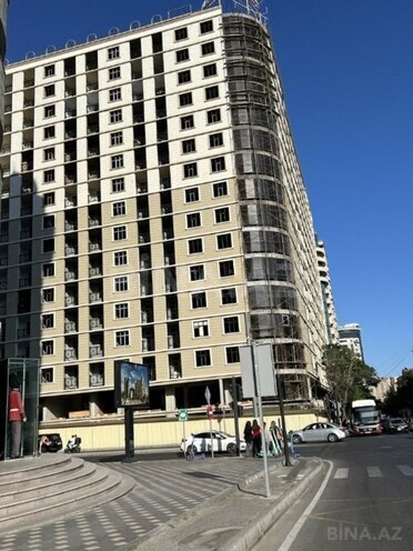 Продаётся 2-комн. новостройка 73 м², м. Гянджлик, photo 3 from 9