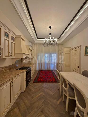 Продаётся 5-комн. дом/дача 400 м², пос. Мардакан, photo 17 from 32