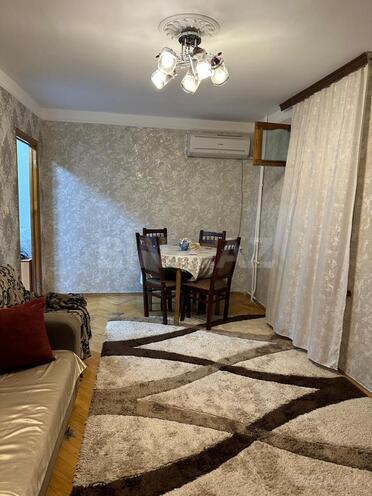 İcarəyə verilir 1 otaqlı köhnə tikili 60 m², İnşaatçılar m., photo 3 from 11