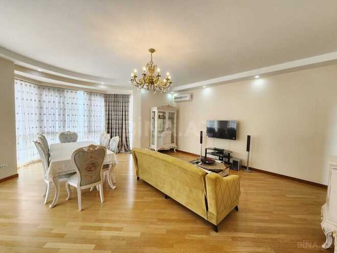 Сдаётся 3-комн. новостройка 155 м², м. Низами, photo 4 from 17
