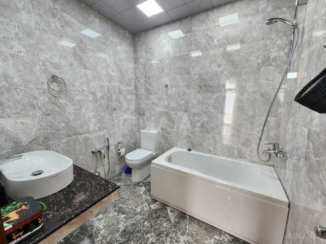 Сдаётся 3-комн. новостройка 155 м², м. Низами, photo 10 from 17