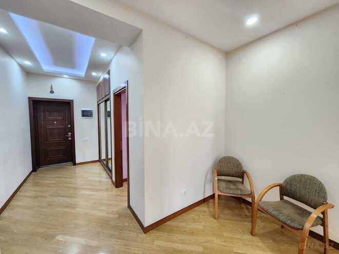 Сдаётся 3-комн. новостройка 155 м², м. Низами, photo 14 from 17