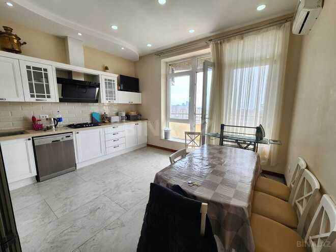 Сдаётся 3-комн. новостройка 155 м², м. Низами, photo 7 from 17