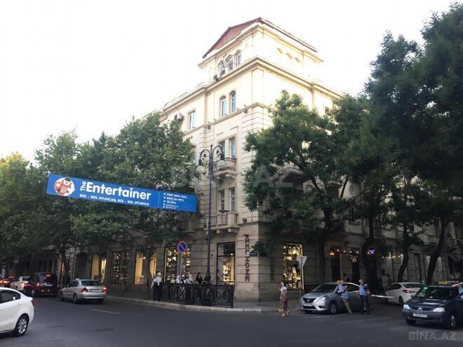 İcarəyə verilir 3 otaqlı köhnə tikili 100 m², Sahil m., photo 3 from 15
