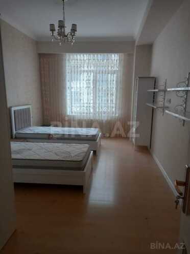 Сдаётся 3-комн. новостройка 135 м², Хатаинский р., photo 17 from 18