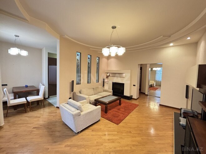 İcarəyə verilir 3 otaqlı köhnə tikili 85 m², 28 May m., photo 3 from 21