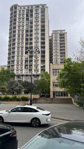 Сдаётся 3-комн. новостройка 180 м², м. 28 мая, photo 1 from 13