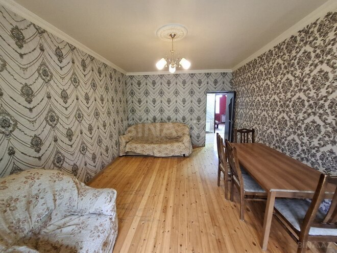 Продаётся 3-комн. вторичка 54 м², photo 3 from 12