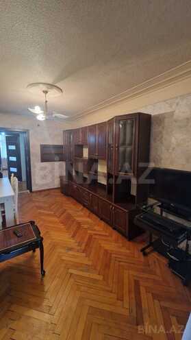 İcarəyə verilir 3 otaqlı köhnə tikili 60 m², Qara Qarayev m., photo 1 from 17