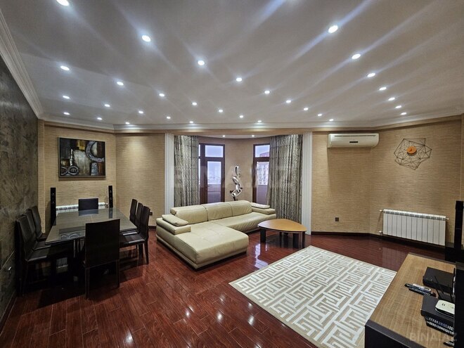 Satılır 4 otaqlı yeni tikili 172 m², 28 May m., photo 4 from 29