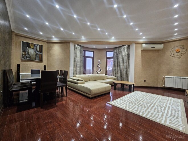 Satılır 4 otaqlı yeni tikili 172 m², 28 May m., photo 3 from 29