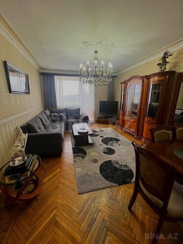 Satılır 4 otaqlı köhnə tikili 110 m², Yasamal r., photo 3 from 19
