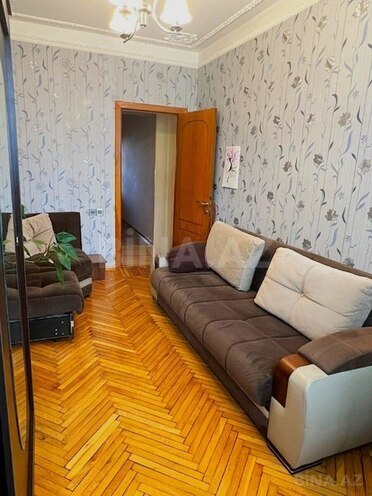 Satılır 4 otaqlı köhnə tikili 110 m², Yasamal r., photo 9 from 19