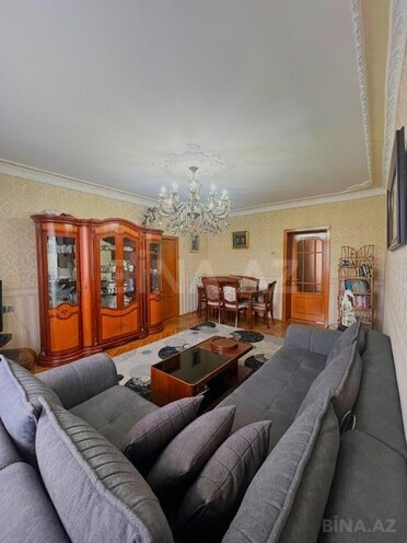 Satılır 4 otaqlı köhnə tikili 110 m², Yasamal r., photo 4 from 19