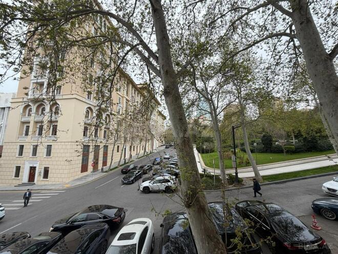 İcarəyə verilir 3 otaqlı köhnə tikili 120 m², İçəri Şəhər m., photo 1 from 12