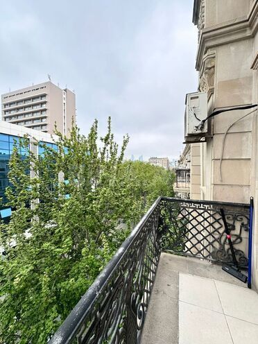 İcarəyə verilir 2 otaqlı köhnə tikili 55 m², Sahil m., photo 11 from 25