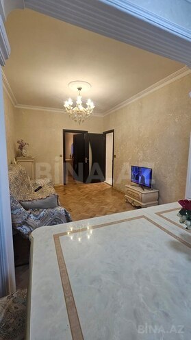 Satılır 2 otaqlı köhnə tikili 55 m², 20 Yanvar m., photo 3 from 14