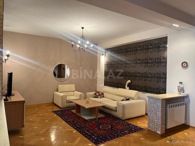Сдаётся 3-комн. новостройка 117 м², м. Низами, photo 5 from 16