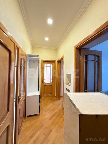 Продаётся 3-комн. вторичка 90 м², м. Низами, photo 17 from 19