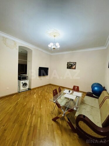 Satılır 4 otaqlı köhnə tikili 143 m², 28 May m., photo 9 from 24