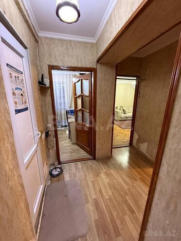 Продаётся 3-комн. вторичка 65 м², м. Кара Караев, photo 6 from 11