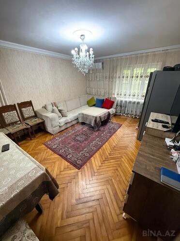 Продаётся 3-комн. вторичка 65 м², м. Кара Караев, photo 3 from 11