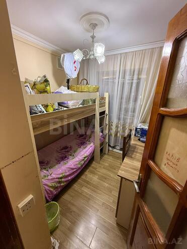 Продаётся 3-комн. вторичка 65 м², м. Кара Караев, photo 5 from 11