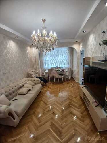 Satılır 3 otaqlı köhnə tikili 75 m², Memar Əcəmi m., photo 1 from 13