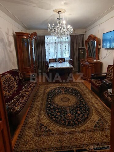 Продаётся 3-комн. вторичка 70 м², Хатаинский р., photo 1 from 18