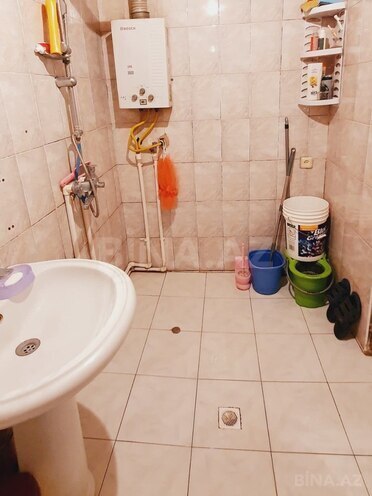 Продаётся 3-комн. вторичка 70 м², Хатаинский р., photo 11 from 18