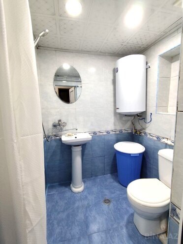 Сдаётся 2-комн. вторичка 65 м², м. Нефтчиляр, photo 8 from 9