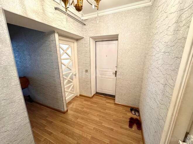 Satılır 2 otaqlı köhnə tikili 55 m², Bakıxanov q., photo 6 from 13