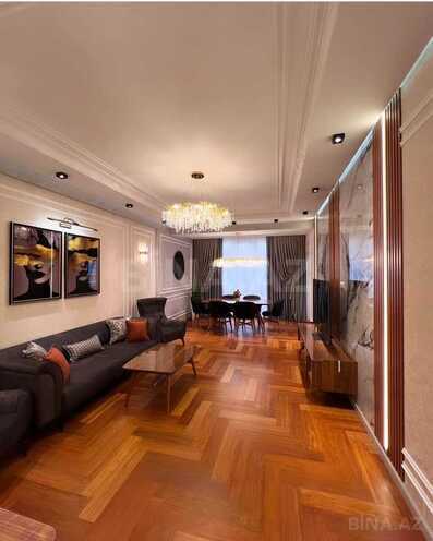 Сдаётся 3-комн. новостройка 120 м², м. Нариман Нариманов, photo 1 from 12